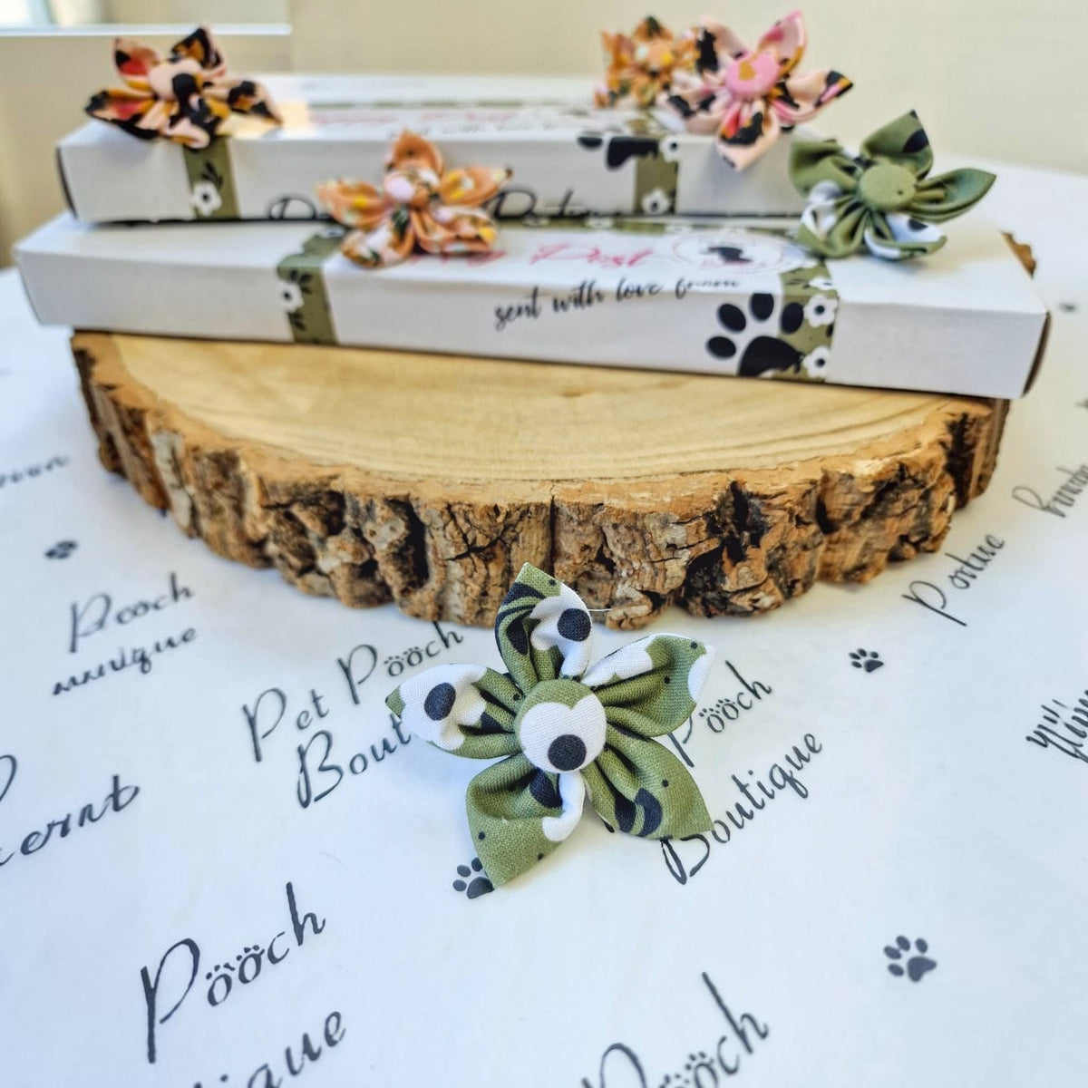 Green Meadow Daisy Detachable Flower Dog Collar Accessory